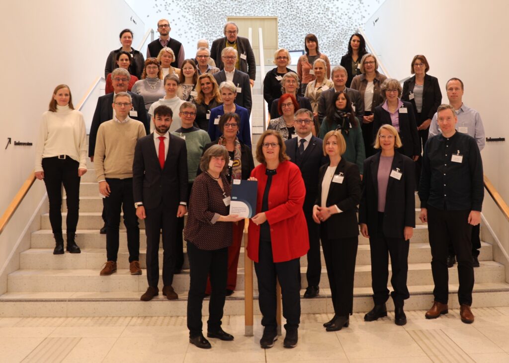 Gruppenbild aus dem Bundesministerium für Arbeit und Soziales